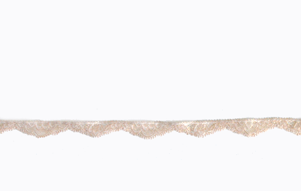 dentelle rose pâle