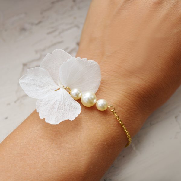 Bracelet fin fleur 3 perles mariage - perles blanc naturel ou ivoire