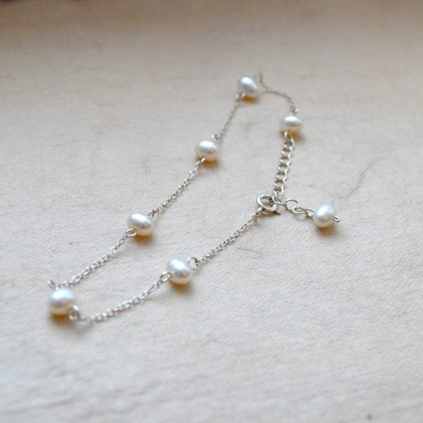 Bracelet fin en argent 925 et perles d'eau douce