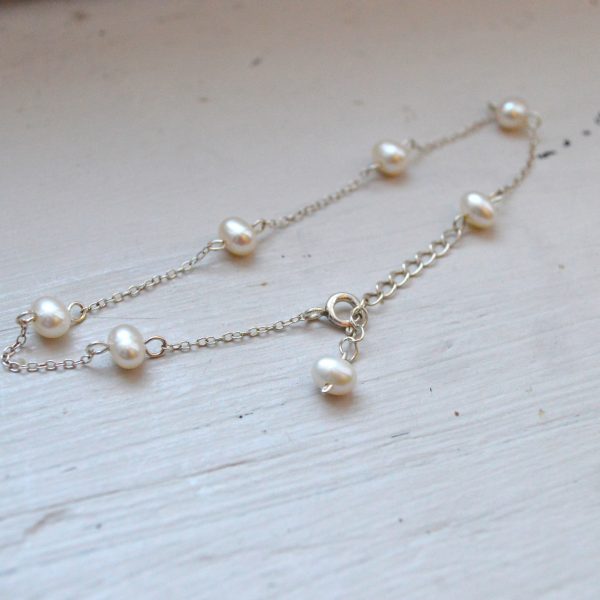 Bracelet fin en argent 925 et perles d'eau douce