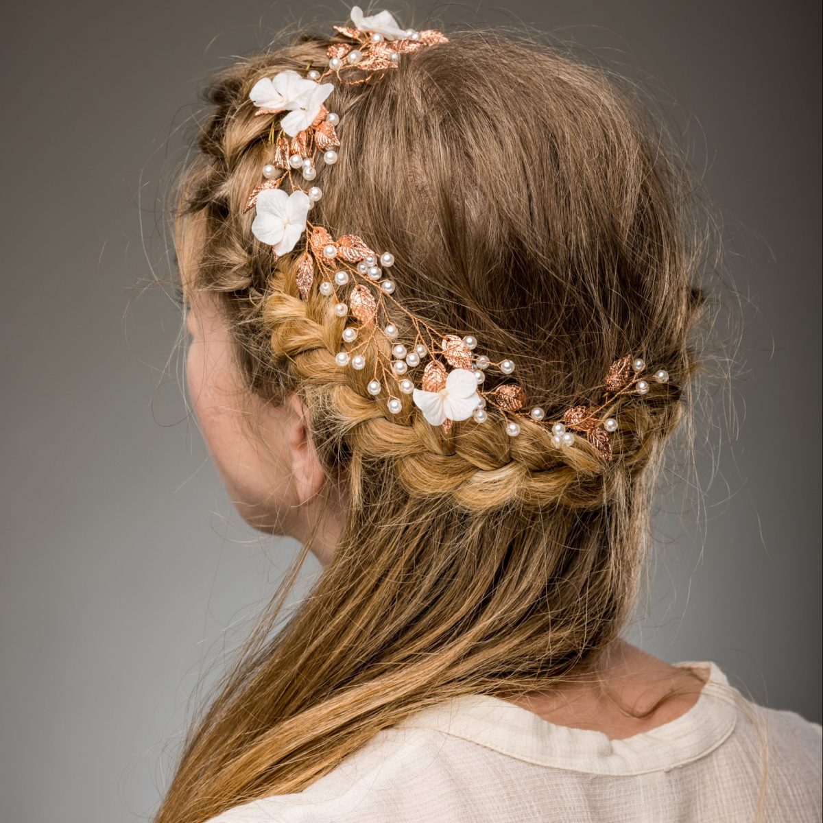 Vigne cheveux mariage or rose à fleurs éternelles - hortensias stabilisés blanc naturel