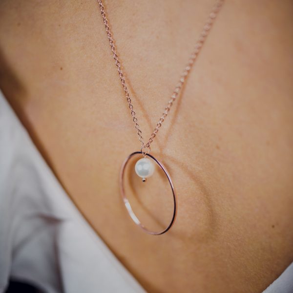 Bijou de dos or rose géométrique, anneau et perle nacrée - divers coloris