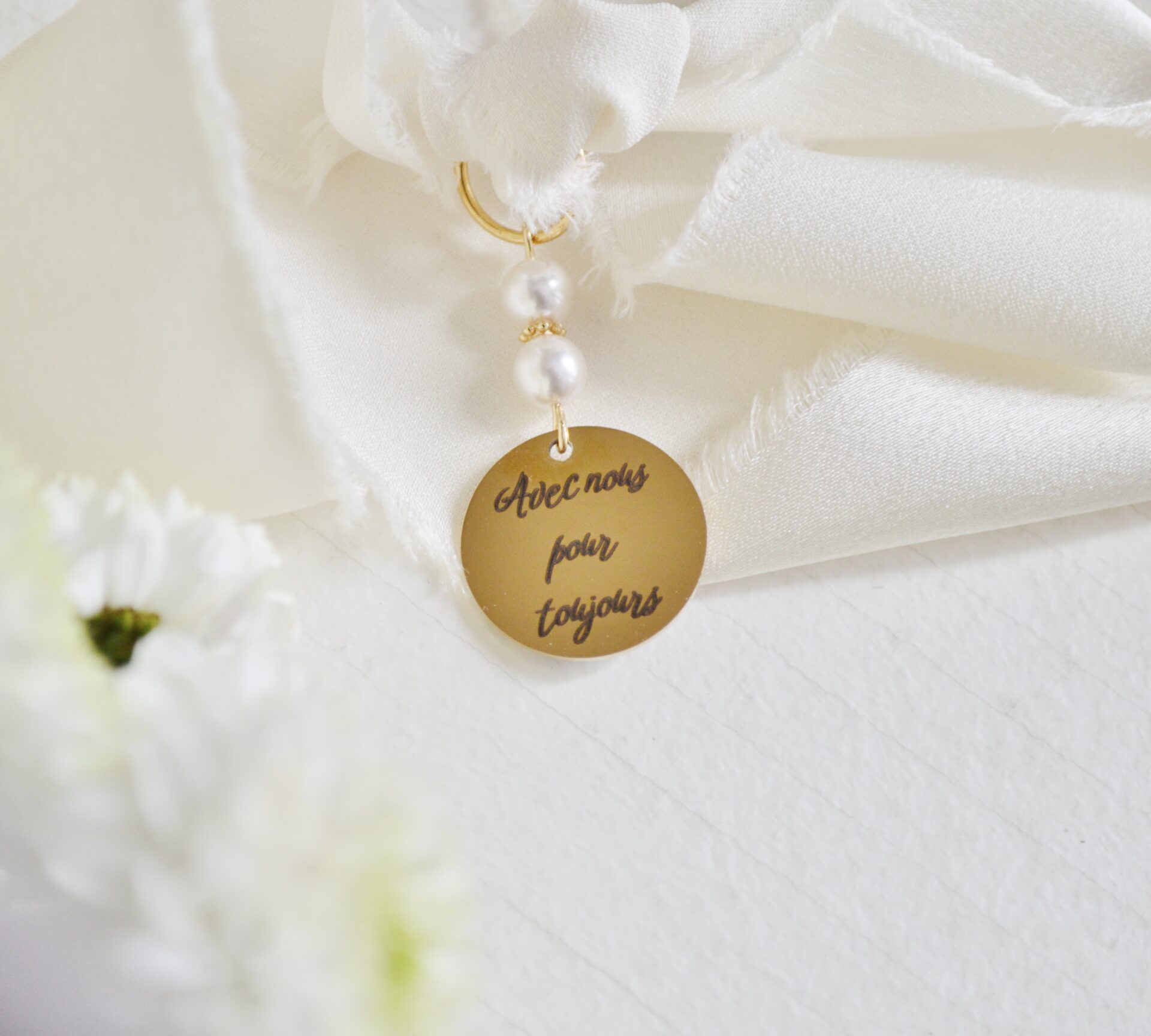 DSC_0683 Médaillon hommage de bouquet de mariage personnalisable gravé photo – médaillon souvenir mariage - accessoire bouquet de fleur sur mesure – Image 7