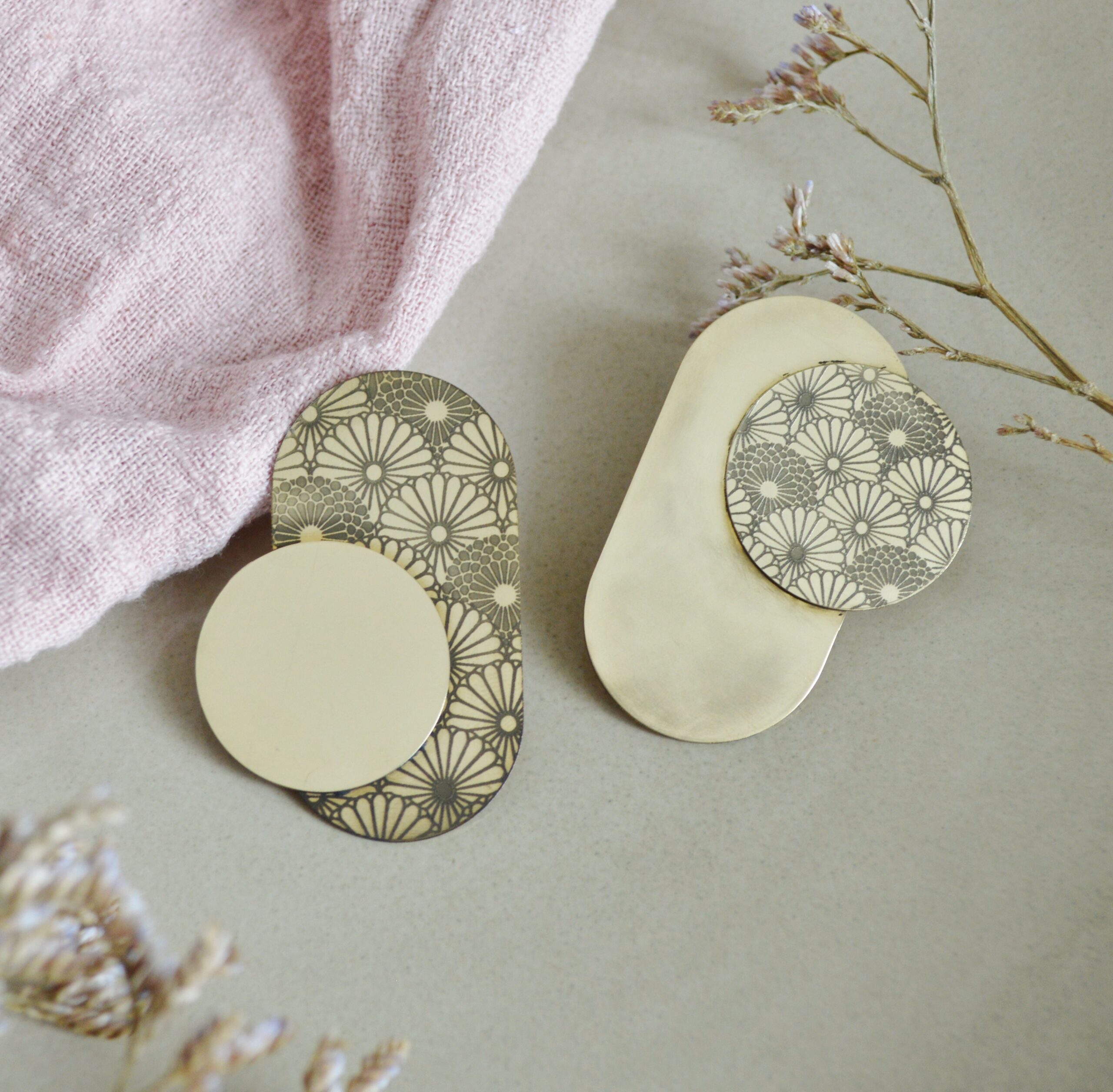DSC_0998 Boucles d'oreilles japonisantes géométriques rétro - Kiku – Image 1