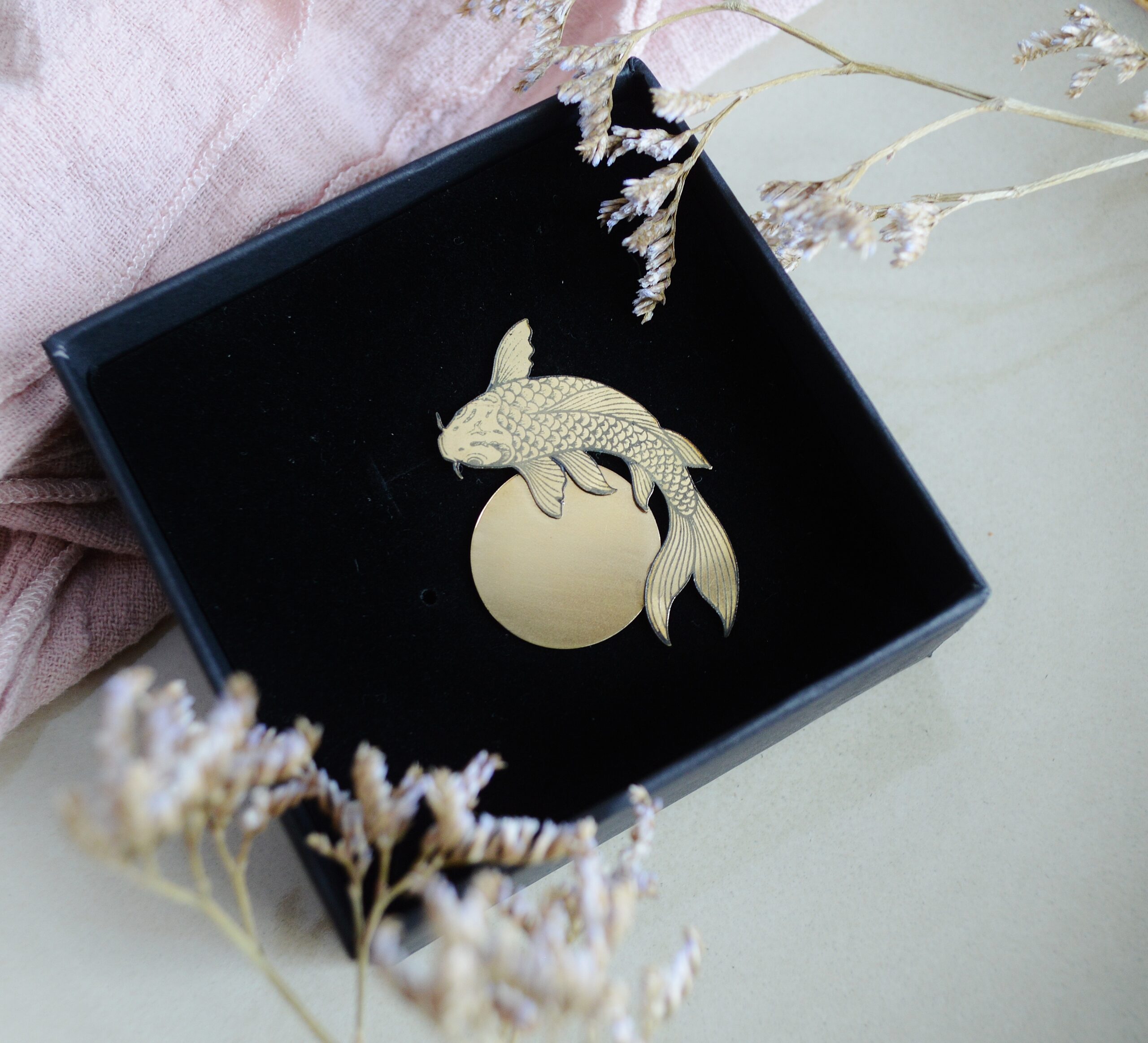 DSC_1120 Broche esprit asiatique à carpes japonaises - Danse des koïs – Image 6