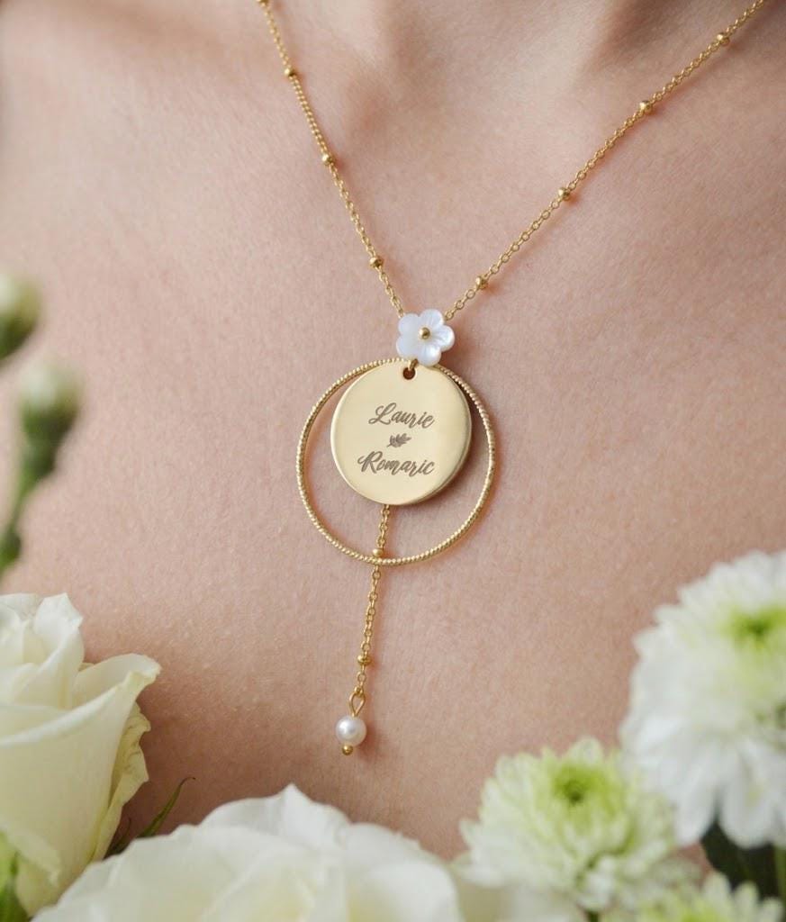Collier Mariage personnalisé prénoms & date gravés – bijoux cérémonie gravés sur mesure – cadeau pour elle Noël Collier Mariage personnalisé prénoms & date gravés – bijoux cérémonie gravés sur mesure – cadeau pour elle Noël